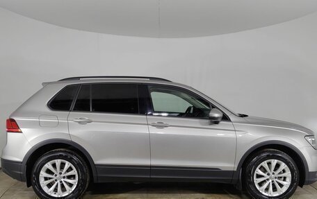 Volkswagen Tiguan II, 2020 год, 2 470 000 рублей, 8 фотография