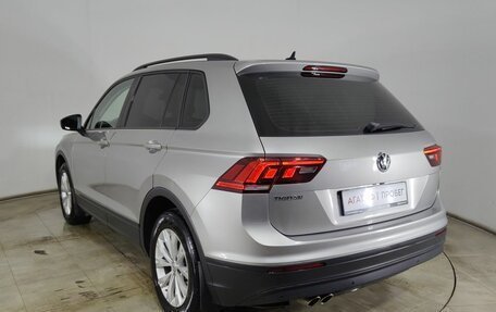 Volkswagen Tiguan II, 2020 год, 2 470 000 рублей, 5 фотография