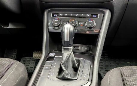 Volkswagen Tiguan II, 2020 год, 2 470 000 рублей, 12 фотография