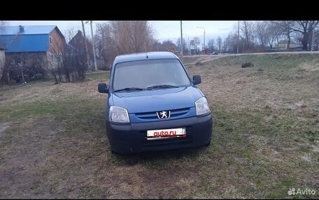 Peugeot Partner II рестайлинг 2, 2011 год, 250 000 рублей, 1 фотография