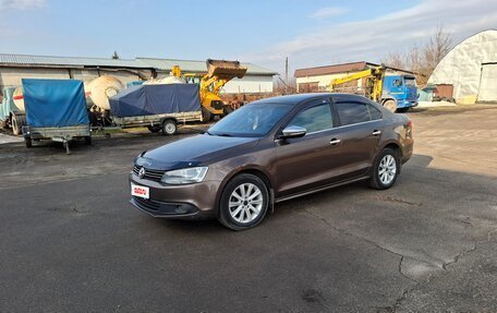 Volkswagen Jetta VI, 2011 год, 650 000 рублей, 5 фотография