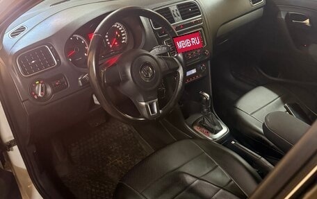 Volkswagen Polo VI (EU Market), 2012 год, 715 000 рублей, 17 фотография