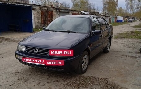 Volkswagen Passat B4, 1995 год, 220 000 рублей, 2 фотография