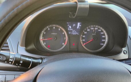 Hyundai Solaris II рестайлинг, 2013 год, 850 000 рублей, 6 фотография