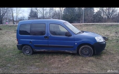 Peugeot Partner II рестайлинг 2, 2011 год, 250 000 рублей, 2 фотография