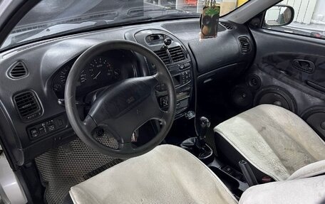 Mitsubishi Carisma I, 1998 год, 200 000 рублей, 6 фотография