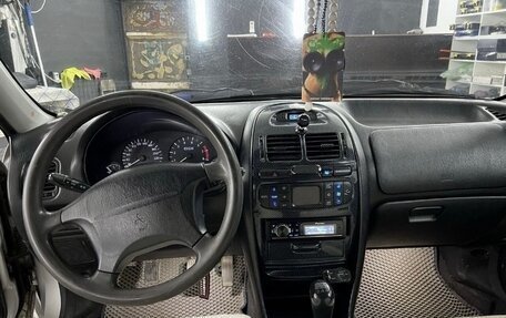 Mitsubishi Carisma I, 1998 год, 200 000 рублей, 8 фотография