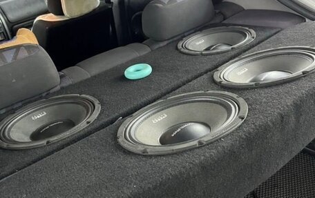 Mitsubishi Carisma I, 1998 год, 200 000 рублей, 13 фотография