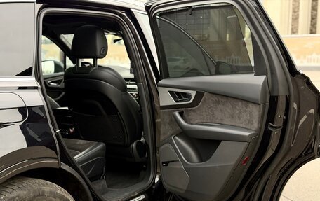 Audi Q7, 2018 год, 5 200 000 рублей, 14 фотография