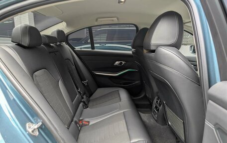 BMW 3 серия, 2019 год, 3 447 000 рублей, 11 фотография