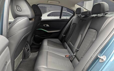 BMW 3 серия, 2019 год, 3 447 000 рублей, 9 фотография