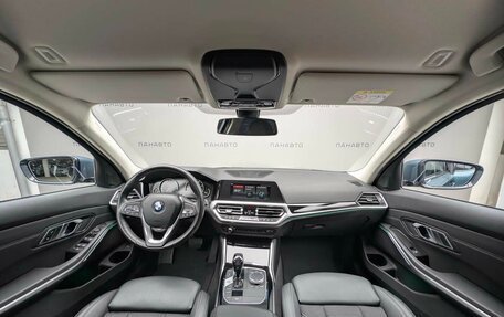 BMW 3 серия, 2019 год, 3 447 000 рублей, 13 фотография