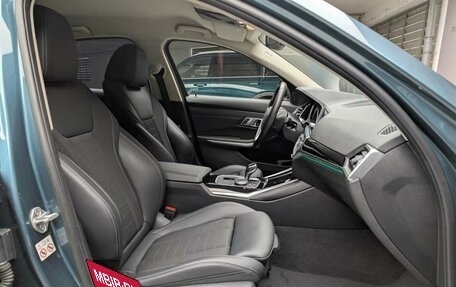 BMW 3 серия, 2019 год, 3 447 000 рублей, 12 фотография