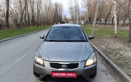 KIA Rio II, 2010 год, 500 000 рублей, 1 фотография