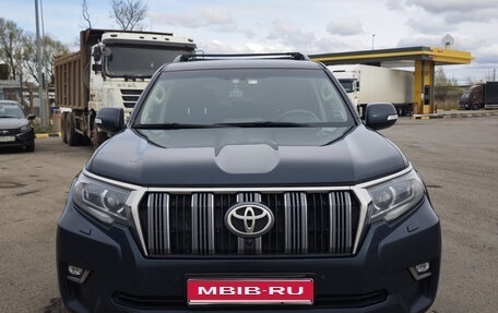 Toyota Land Cruiser Prado 150 рестайлинг 2, 2017 год, 4 200 000 рублей, 1 фотография