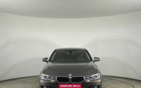 BMW 3 серия, 2015 год, 1 640 000 рублей, 3 фотография