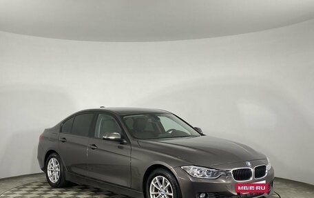 BMW 3 серия, 2015 год, 1 640 000 рублей, 2 фотография