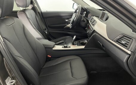 BMW 3 серия, 2015 год, 1 640 000 рублей, 13 фотография