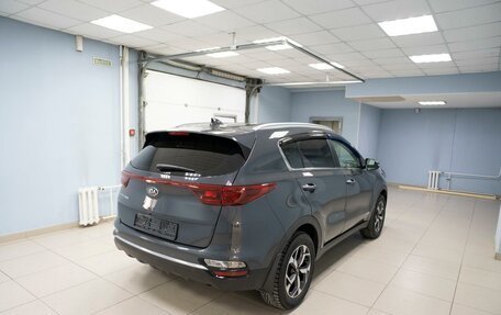 KIA Sportage IV рестайлинг, 2022 год, 2 349 000 рублей, 3 фотография