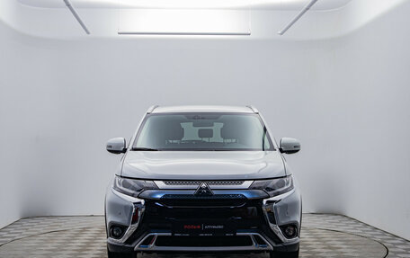 Mitsubishi Outlander III рестайлинг 3, 2019 год, 2 480 000 рублей, 2 фотография