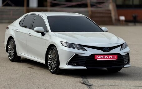 Toyota Camry, 2021 год, 2 790 000 рублей, 3 фотография