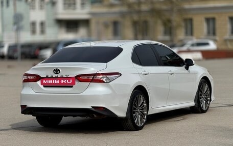 Toyota Camry, 2021 год, 2 790 000 рублей, 4 фотография