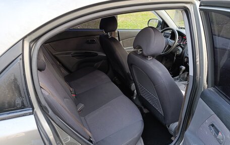 KIA Rio II, 2010 год, 500 000 рублей, 8 фотография