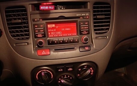 KIA Rio II, 2010 год, 500 000 рублей, 11 фотография