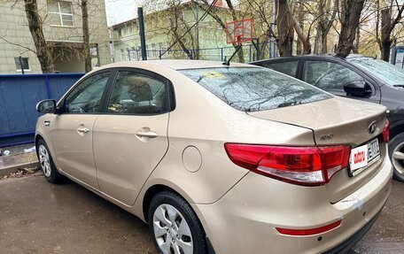 KIA Rio III рестайлинг, 2015 год, 900 000 рублей, 3 фотография