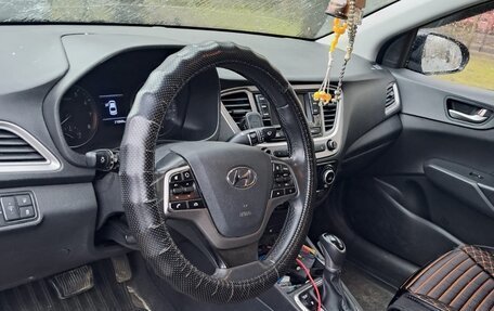 Hyundai Solaris II рестайлинг, 2019 год, 1 200 000 рублей, 5 фотография