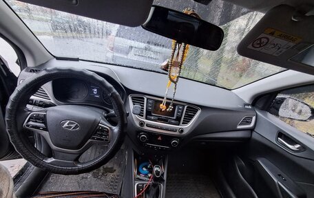 Hyundai Solaris II рестайлинг, 2019 год, 1 200 000 рублей, 8 фотография