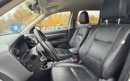 Mitsubishi Outlander III рестайлинг 3, 2012 год, 1 150 000 рублей, 6 фотография