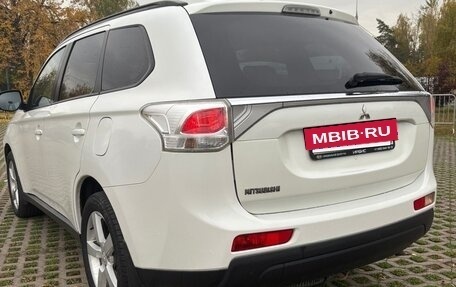 Mitsubishi Outlander III рестайлинг 3, 2012 год, 1 150 000 рублей, 5 фотография