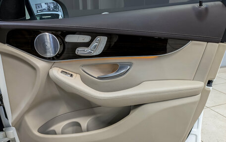 Mercedes-Benz GLC, 2019 год, 3 990 000 рублей, 23 фотография