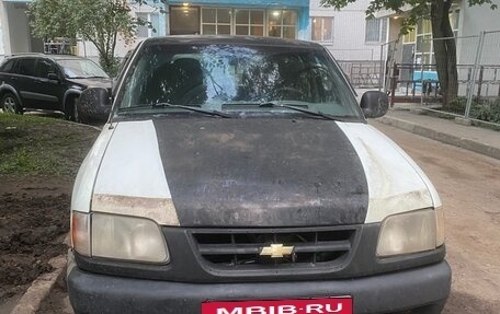 Chevrolet Blazer II рестайлинг, 1998 год, 130 000 рублей, 3 фотография