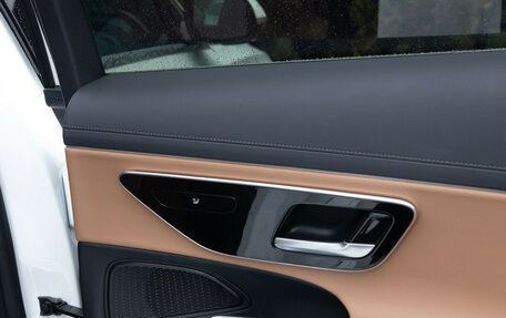 Mercedes-Benz E-Класс, 2025 год, 6 700 000 рублей, 22 фотография