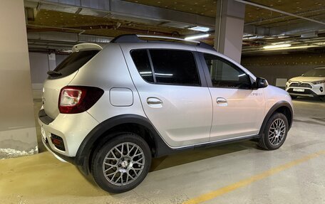 Renault Sandero II рестайлинг, 2019 год, 1 200 000 рублей, 3 фотография