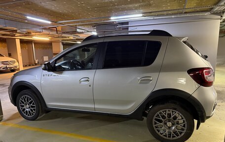 Renault Sandero II рестайлинг, 2019 год, 1 200 000 рублей, 4 фотография