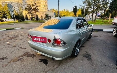 Toyota Altezza, 2000 год, 1 250 000 рублей, 4 фотография