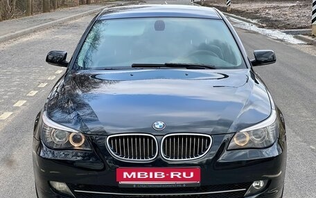 BMW 5 серия, 2008 год, 1 390 000 рублей, 2 фотография