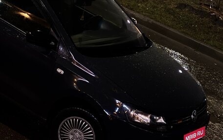 Volkswagen Polo VI (EU Market), 2013 год, 690 000 рублей, 3 фотография