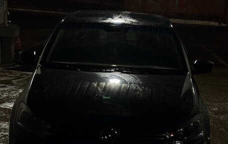 Volkswagen Polo VI (EU Market), 2013 год, 690 000 рублей, 4 фотография