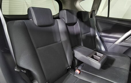 Toyota RAV4, 2015 год, 1 765 000 рублей, 16 фотография