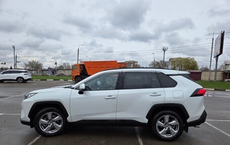 Toyota RAV4, 2021 год, 3 600 000 рублей, 3 фотография