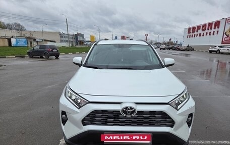 Toyota RAV4, 2021 год, 3 600 000 рублей, 7 фотография
