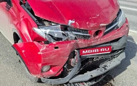 Toyota RAV4, 2015 год, 700 000 рублей, 3 фотография