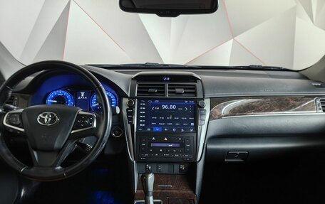 Toyota Camry, 2016 год, 1 993 000 рублей, 15 фотография