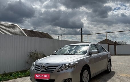 Toyota Camry, 2010 год, 1 450 000 рублей, 3 фотография