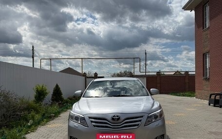 Toyota Camry, 2010 год, 1 450 000 рублей, 2 фотография