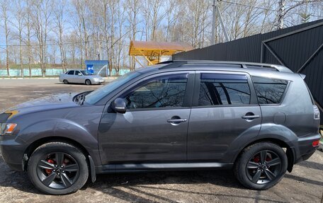 Mitsubishi Outlander III рестайлинг 3, 2011 год, 990 000 рублей, 6 фотография